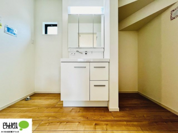 ���ʑ�E���ʏ��@�{�H��ʐ^�@�g���₷���V���v���Ȑ��ʉ��ϑ�B�����̎x�x�͂�������n�܂�܂��B