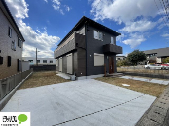 ���̑��@�O�ʓ��H���L����ʗʂ����Ȃ��̂Œ��Ԃ��y�X��