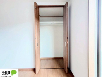 �q�������@-