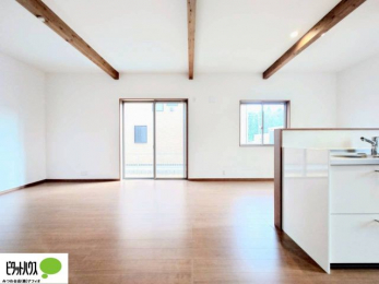 ���̑��@�����������ꂵ�����r���O�A�呋����̌����炵���ǍD�ł��B