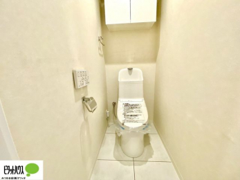 �g�C���@�E�H�V�����b�g�g�C�������B