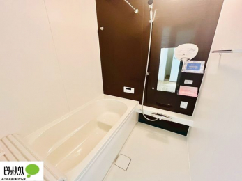 �����@�{�H��ʐ^�F1���̔�����������x���̓��͂��q�l�Ƃ̃R�~���j�P�[�V�����̏�Ƃ���