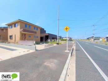 �O�ώʐ^�@�O�ʓ��H�܂ތ��n�ʐ^