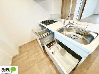 ���̑��@�H���̌�̕Еt�����y�ɂȂ�A�H��􂢊����@�t���B