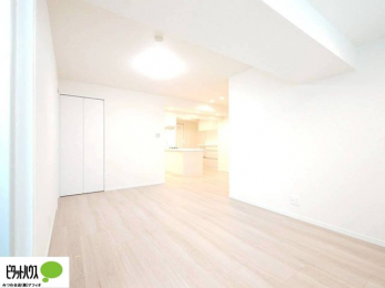 ���r���O�@�L�X�k�c�j�I����̑傫�ȃ\�t�@��u���Ă������f��ӏ܂��ǂ��ł��ˁB