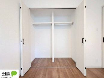 �o���R�j�[�@�����Ղ���[�ł����������ꂢ�ɕЕt���܂��B