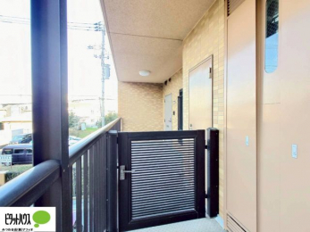 �G���g�����X�@�|�[�`�t��