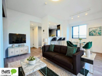 ���r���O�@�����ۂ̎����ʐ^��CG�ŉƋ��z�u�����C���[�W�ł���A���ۂƂ͑����قȂ�܂��B