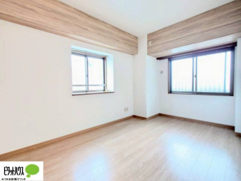 �Q���@2�ʍ̌��Ŗ��邭�A���ʂ��̗ǂ��������ł��B