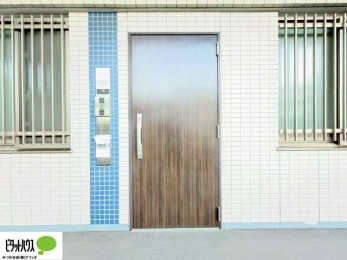 ���r���O�@���S�̃_�u�����b�N���փh�A