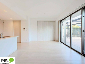 �L�b�`���@�������̂��锒����Ƃ������r���O