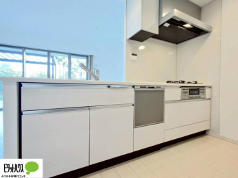 �L�b�`���@�Ƒ��Ƃ��b���Ȃ���y���������ł���J�E���^�[�L�b�`��