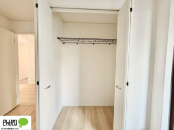 ���ց@�傫�Ȏ��[�͂��m����ׂ����G�݂������Ղ肵�܂��܂��B