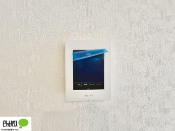 ���ӊ��@������Ԃ����S��TV���j�^�[�t���C���^�[�z��