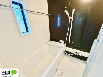 �����@1���̔�����������x���̓��͂��q�l�Ƃ̃R�~���j�P�[�V�����̏�Ƃ���