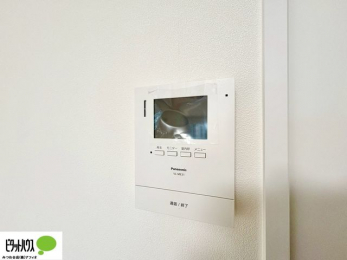 ���̑��@������Ԃ����S��TV���j�^�[�t���C���^�[�z��