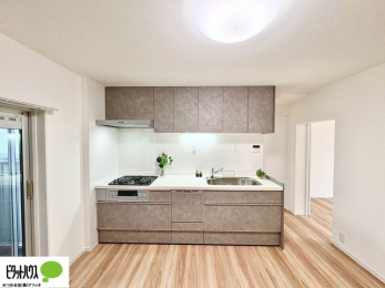 �L�b�`���@�݌˒I�t���̃L�b�`���͒�����������������[�ł��܂�