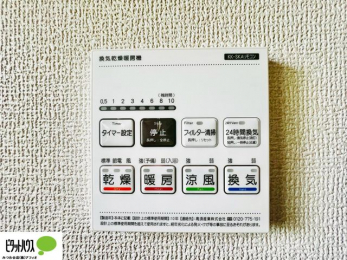 �Q���@�o���R�j�[�ւƑ������邢�����B