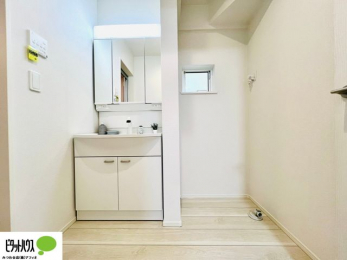 ���ʑ�E���ʏ��@�{�H��ʐ^�F�傫�ȋ��Ō��₷�����ʉ��ϑ�