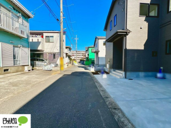 �O�ώʐ^�@�O�ʓ��H�܂ތ��n�ʐ^