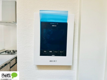 ���̑��@������Ԃ����S��TV���j�^�[�t���C���^�[�z��