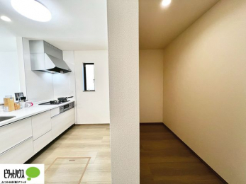 ���̑��@�H�i�⒲���Ɠd�Ȃǎ��[�ł���p���g���[�B