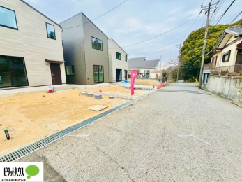 ���r���O�@�O�ʓ��H���L����ʗʂ����Ȃ��̂Œ��Ԃ��y�X��