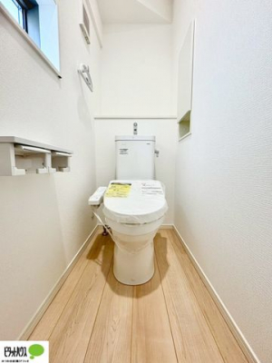 �g�C���@1�E2�K�E�H�V�����b�g�g�C�������B