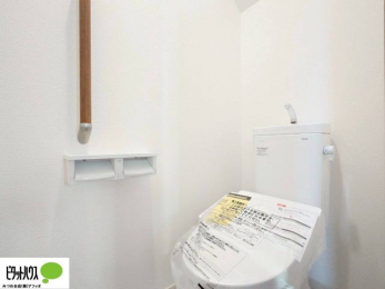 �g�C���@1�E2�K�E�H�V�����b�g�g�C�������B