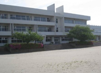 ���ӊ��@���P�Y�s�����쏬�w�Z �k��21���B 1610m