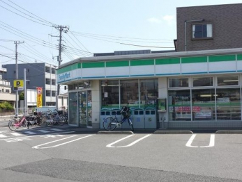 ���ӊ��@�t�@�~���[�}�[�g������a�c�X �k��3���B 240m