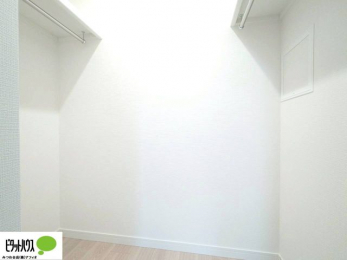 �o���R�j�[�@�����Ղ���[�ł����������ꂢ�ɕЕt���܂��B