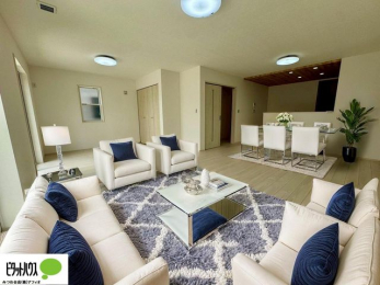 ���r���O�@�傫�ȑ�����ۓI�ȃ��r���O�́A�������邢��C�ɂ��Ă���܂��ˁB