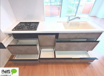 �L�b�`���@�Ƒ��Ƃ��b���Ȃ���y���������ł���J�E���^�[�L�b�`��