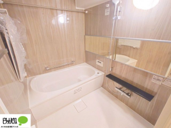 �����@1���̔�����������x���̓��͂��q�l�Ƃ̃R�~���j�P�[�V�����̏�Ƃ���