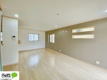 ���̑��@���R�����������ޒg���ȃ��r���O�B��������ɂ͓Ǐ��₨���Q�ł����Ȃ���̂�т�Ɖ߂����ЂƎ����B