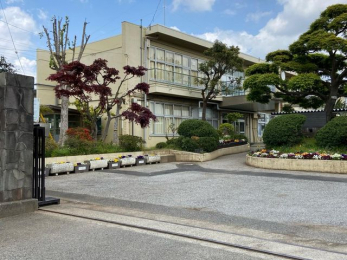 ���ӊ��@���s������񏬊w�Z �k��13���B 970m