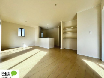 ���r���O�@���r���O����̓L�b�`���ɂ���}�}��p�p��������̂ŁA���q�l���V�񂾂�x�񂾂���S���ĉ߂������Ƃ��ł��܂��B