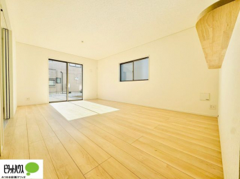 ���r���O�@�傫�ȑ�����ۓI�ȃ��r���O�́A�������邢��C�ɂ��Ă���܂��ˁB