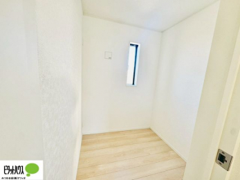 ���̑����ρ@���ցE�p�\�R���E���[�L���O�X�y�[�X�Ƃ��Ă��g�����������܂��B�Ǐ��⎝���A�����d�����͂��ǂ�܂��ˁB