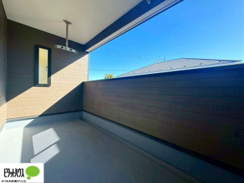 ���ց@�J�~���Ă����S�̃C���i�[�o���R�j�[