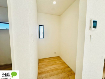 ���[�@�������Ƃɐ݂������[�͏Z�݂₷���ւ̂������B