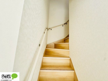 �@�肷��t���K�i�B�����Ȃ��q�l���N�z�̕������S�ɏ�艺��ł��܂��B