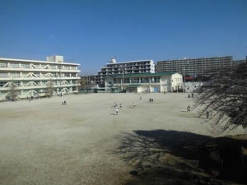 ���ӊ��@�s��s����쏬�w�Z �k��5���B 370m