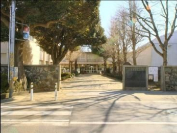 ���ӊ��@�K�u��s��/��񒆊w�Z �k��19���B 1480m