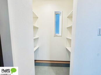 ���r���O�@�Ƒ��݂�Ȃ̌C�������Ղ���[�ł���V���[�Y�{�b�N�X