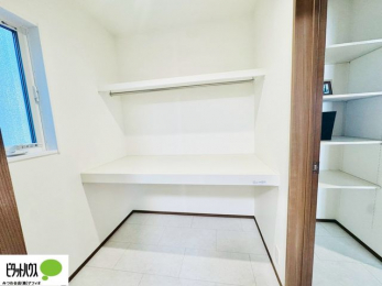 �@��e�ʂ̃t�@�~���[�N���[�[�b�g