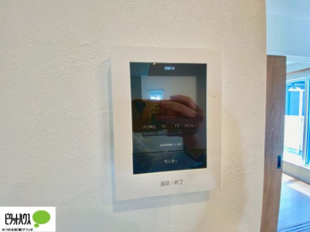 ���̑��@������Ԃ����S��TV���j�^�[�t���C���^�[�z��