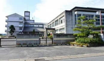 ���ӊ��@��Ԕ����s�����䒆�w�Z �k��7���B 530m