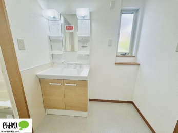 ���ʑ�E���ʏ��@�g���₷���V���v���Ȑ��ʉ��ϑ�B�����̎x�x�͂�������n�܂�܂��B